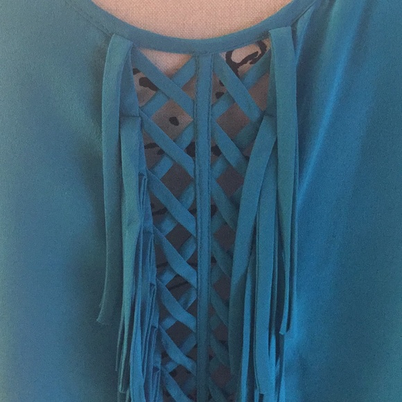 🌺Final Price🌺NWT BCBG MaxAzria Silk Fringe Top - Picture 4 of 7